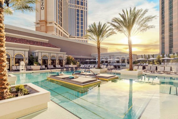 The-Venetian-Pool